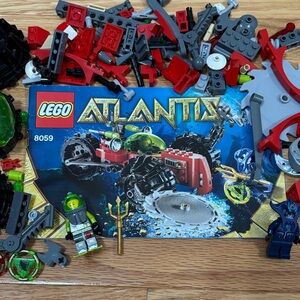 LEGO Atlantis Adventure Set - Red, Gray, and Black